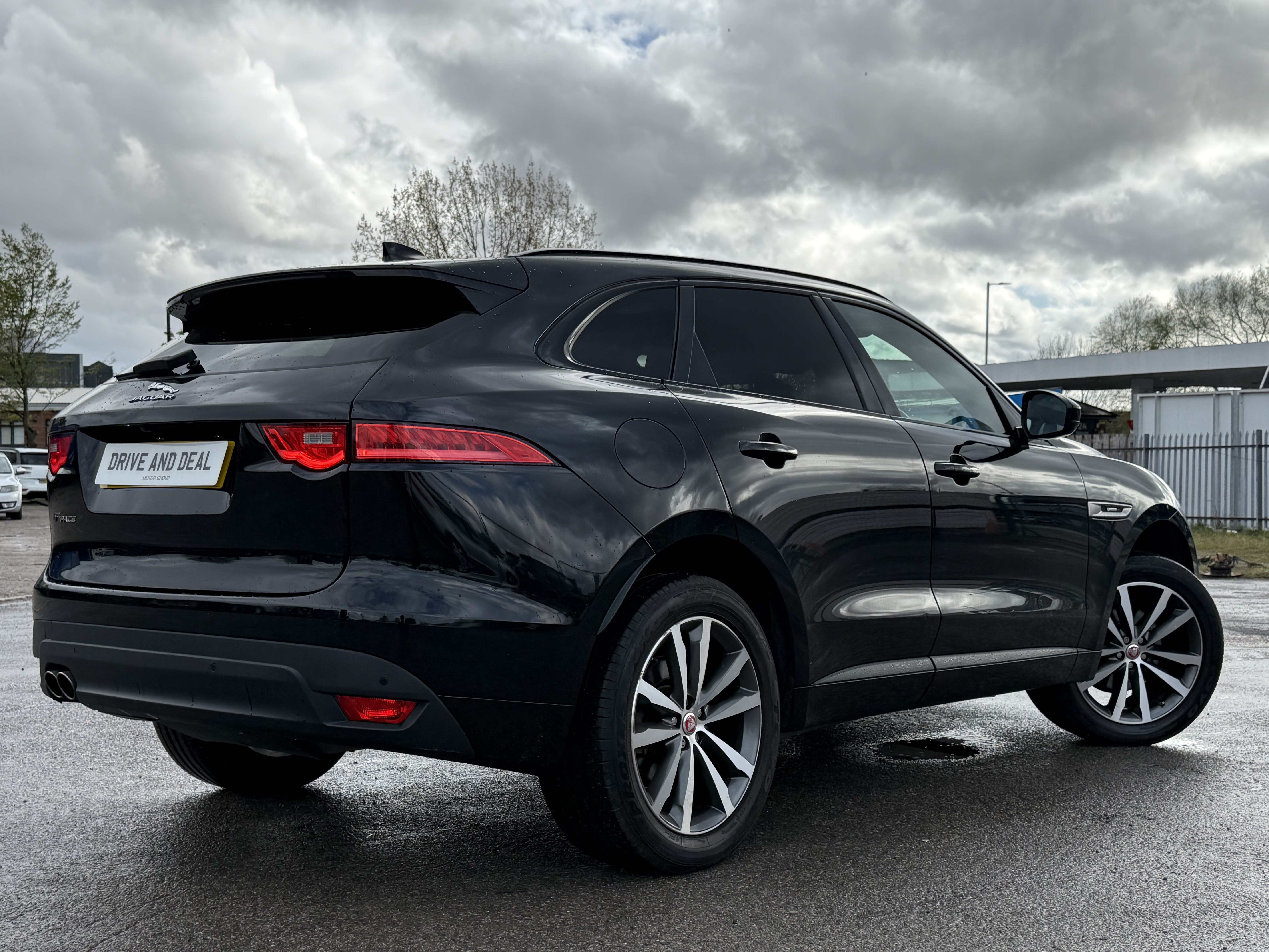 Jaguar F-pace