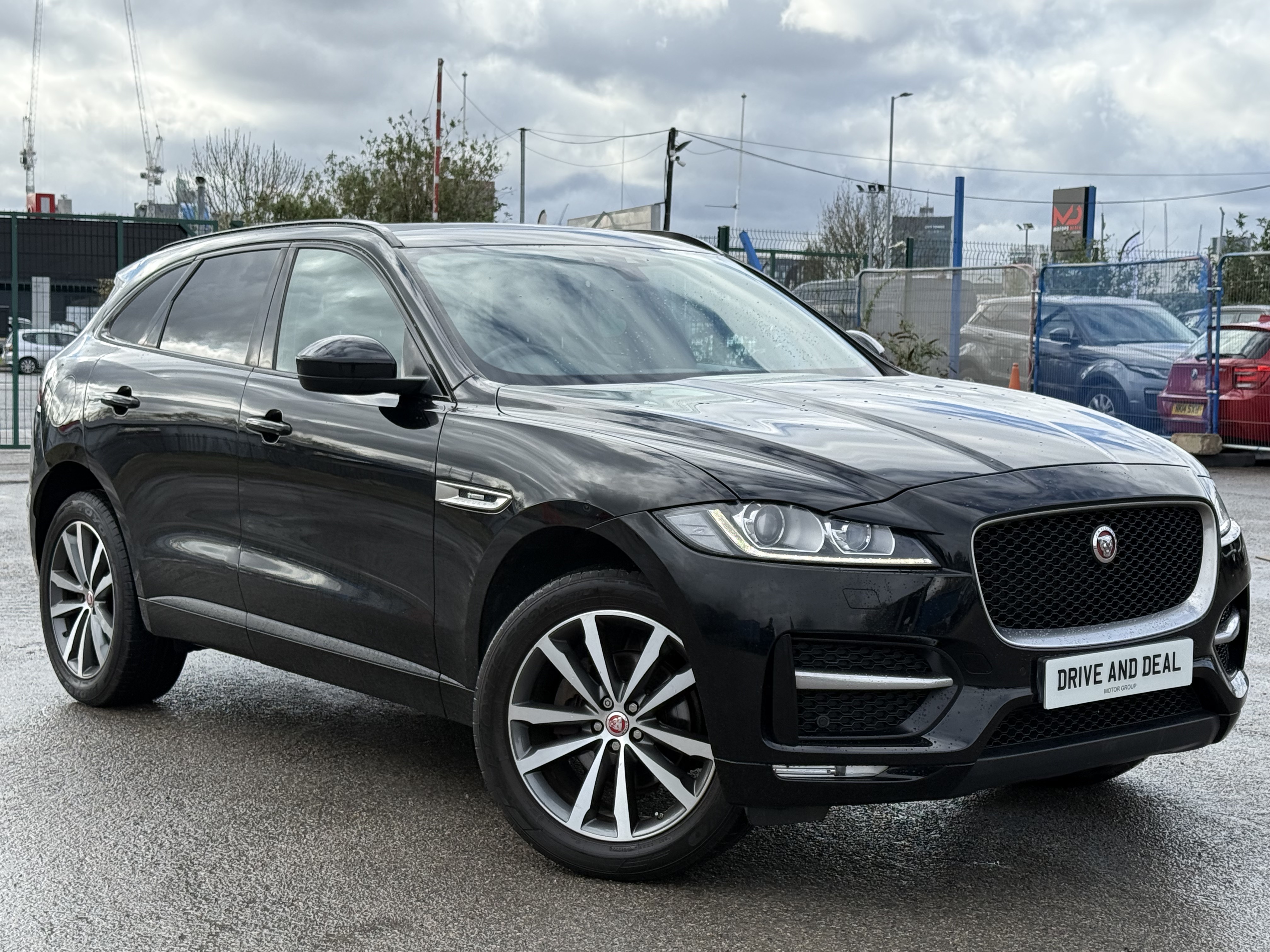 Jaguar F-pace