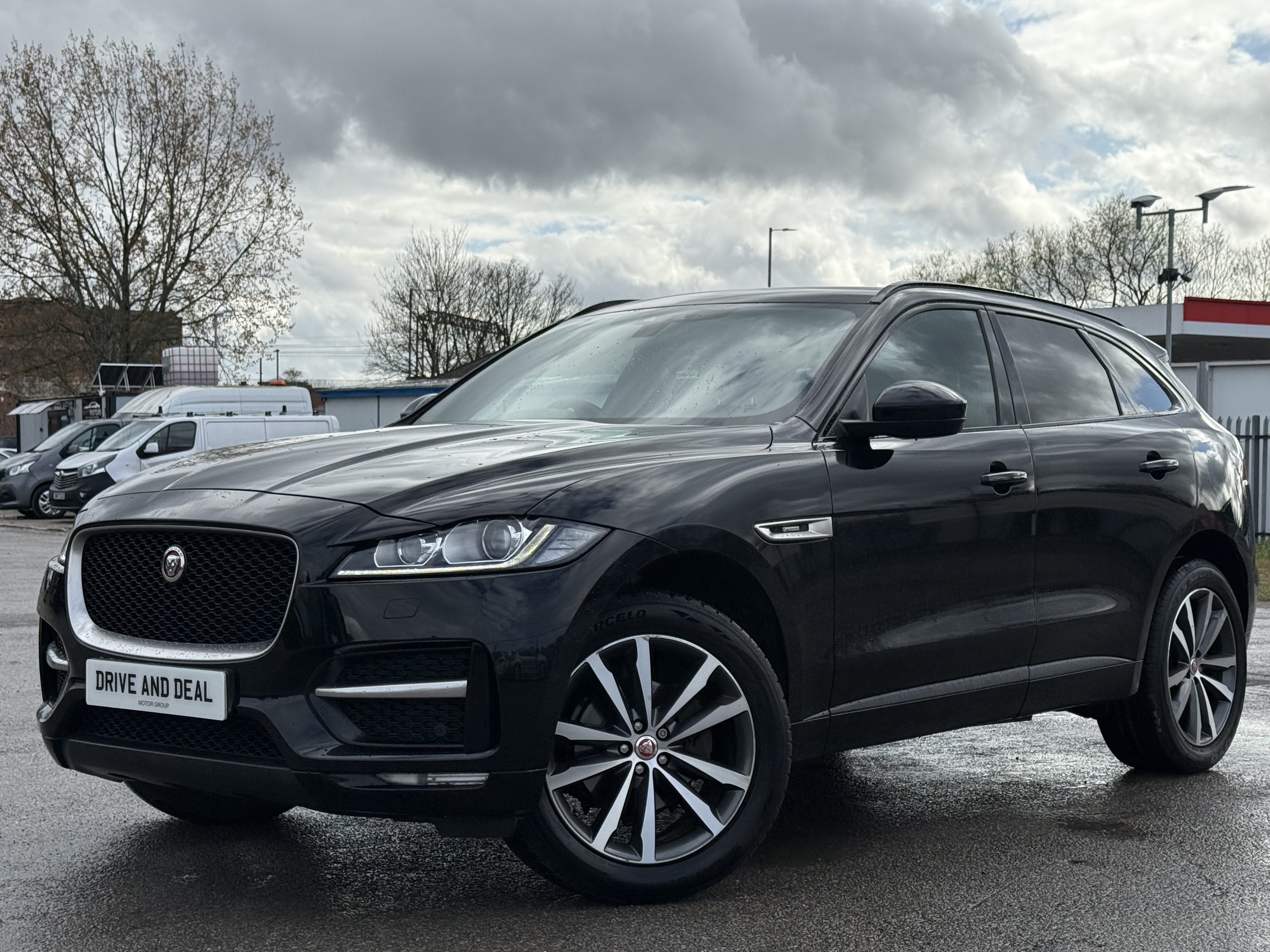 Jaguar F-pace